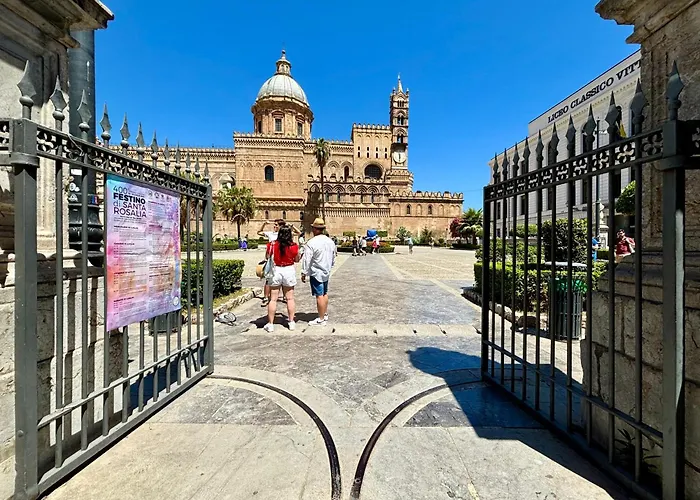 La Maison De La Cathedrale